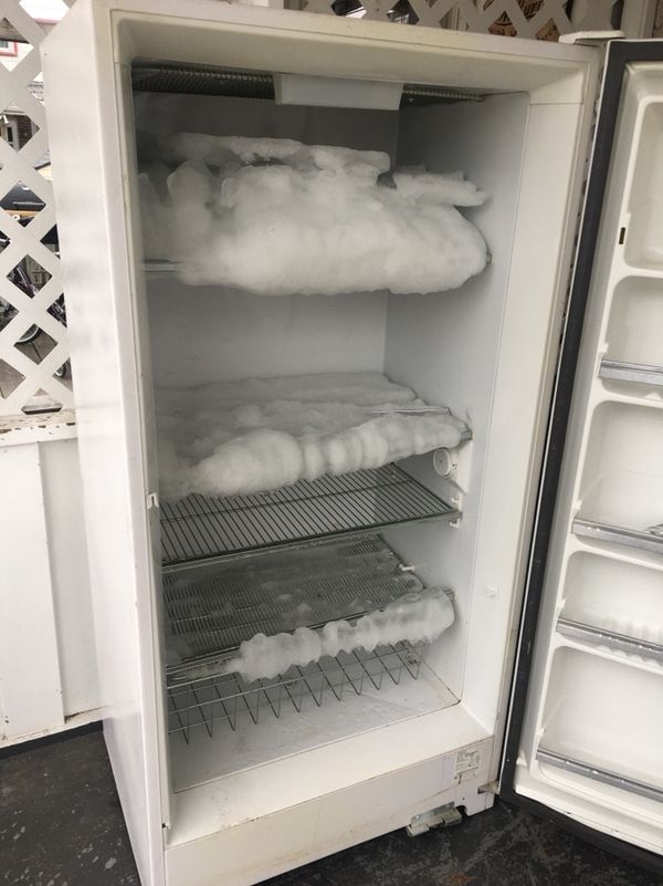 Stand up Deep Freezer for Sale in Glenolden, PA OfferUp