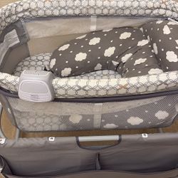 2 In One Baby Bassist To Crib