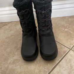 Snow Boots