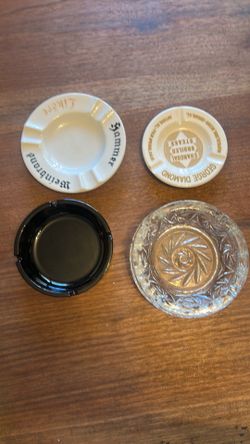 4 vintage ashtrays