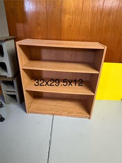 Adjustable Book Shelf