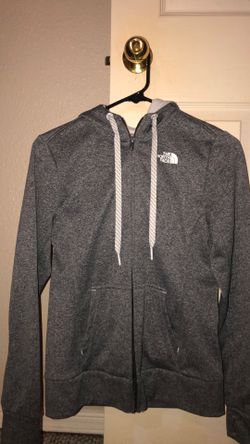 Women’s XS North Face zip up sweater
