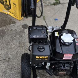 3600 Dewalt Power Washer Gas Motor Honda