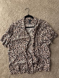 Leopard print short sleeve button up
