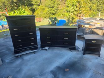 Black and Gold Dresser Set