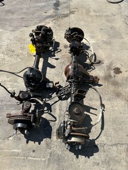 Jeep Wrangler TJ Dana 44 4.10 Rubicon Axles Complete 1997 through 2006