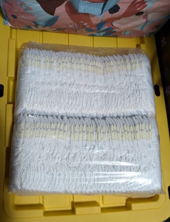 Pampers Size 2 Diapers