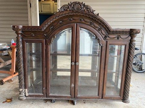 China Cabinet With Table