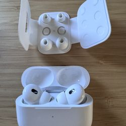 Airpods 2nd Gen Prefectly Fine 