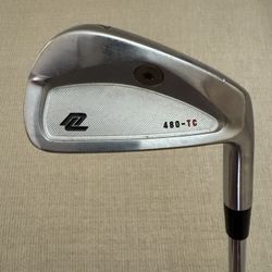 New Level Golf 7 Iron Limited Edition Golf Clubs Newlike Right Hand Reg Flex