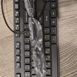 Keyboard With Number Pad