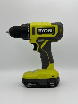 RYOBI PCL206 ONE+ 18V CORDLESS 1/2 IN DRILL/DRIVER USED