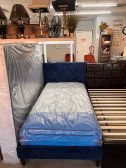 Twin or full velvet platform bed frame with mattress