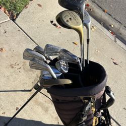 Golf Clubs With Bags Right Handed