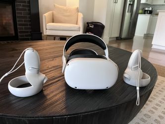 Oculus XQuest 2 With Upgraded Head strap
