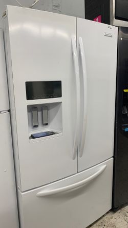 White Samsung French Door Fridge !!