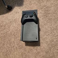 Xbox Series X w/controllers