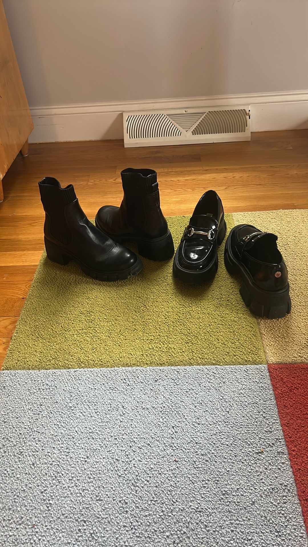 2 Pairs of Steve Madden Shoes (Size 7.5) Local Pickup, Cash Only