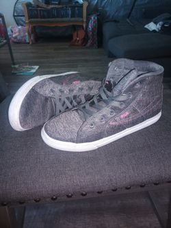 Women's size 6 Shoes
