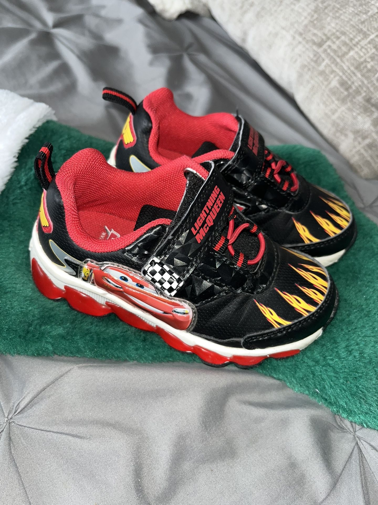 Lightning McQueen Light Up Shoes Size 9c