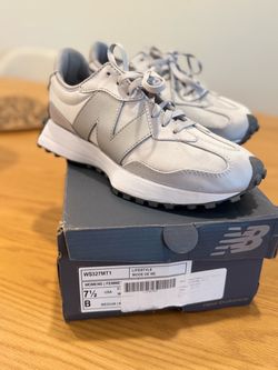 New Balance 327 Women’s Sneakers – Silver/Grey – Size 7.5