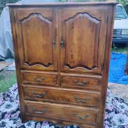 Solid Wood Armoire Excellent Condition $60 Delivery Available