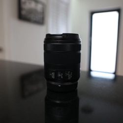 Canon RF 85mm f/2 Macro IS STM Lens