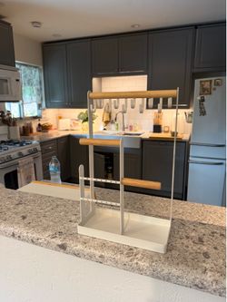 Jewelry holder & organizer