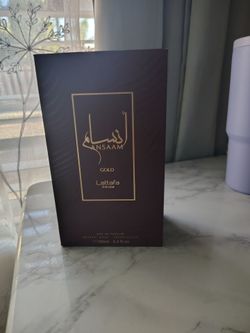 Lattafa Ansaam Gold  perfume