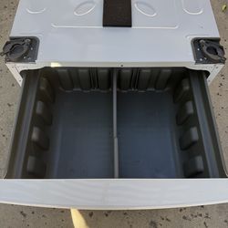 Samsung dryer pedestal