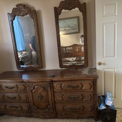 Bedroom Set 4 Sale!!! Smoking Deal