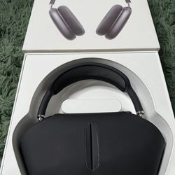 Midnight Blue Airpod Max