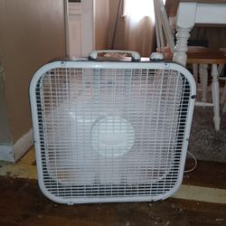 Lasko Box Fan For Sale 