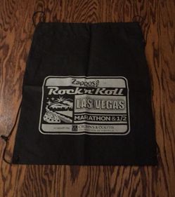 Black Zappos rock ‘n’ roll Las Vegas Cinch Bag