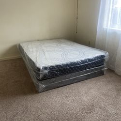 Queen Mattress Come With Free Box Spring - Free Delivery 🚚 To Reasonable Distance 