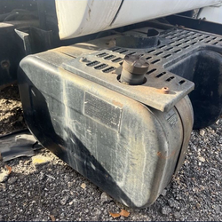 1998 Chevy C6500 Gas Tank Passenger Side