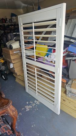 Wow PLANTATION SHUTTERS CHEAP 36 X 61 5/8