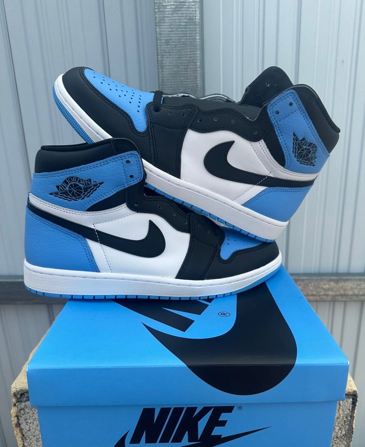 (Brand New/DS) Jordan 1 UNC // Size 11.5