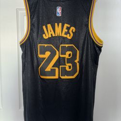 LeBron Jersey 