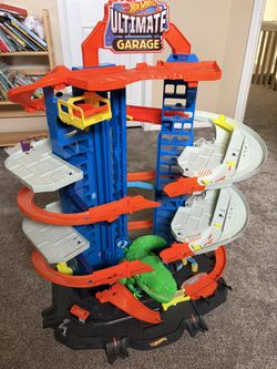 Hot Wheels Ultimate Garage