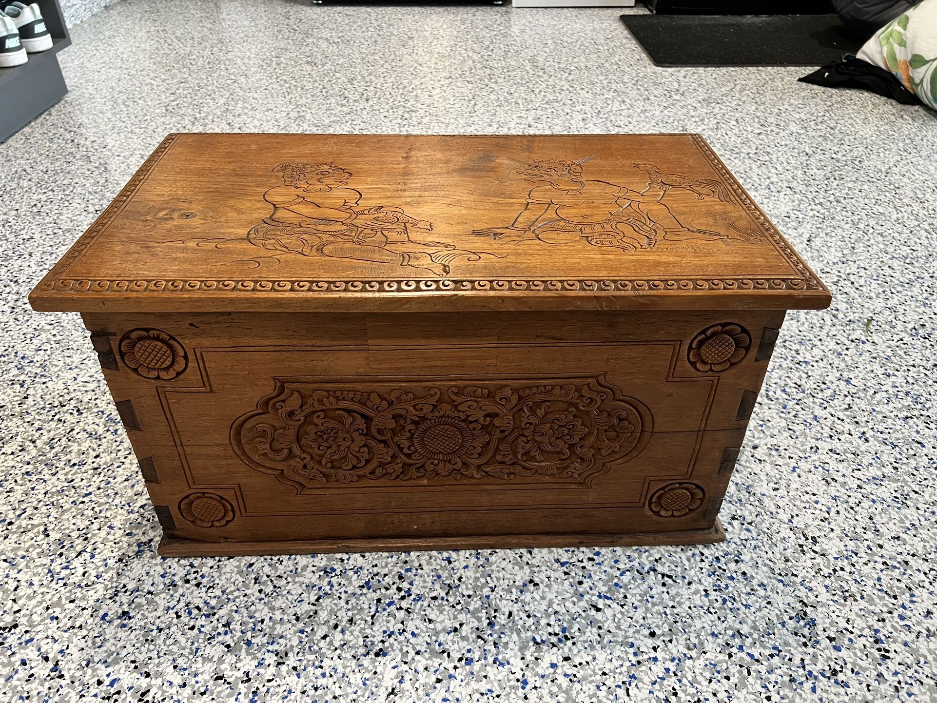 Teak chest Thai art