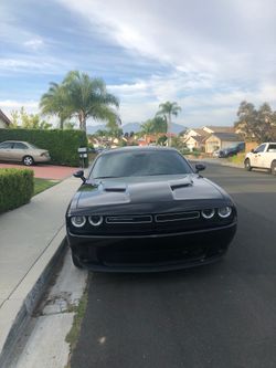 2016 Challenger SXT Premium