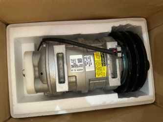 NEW OEM Valeo TM21 A/C Compressor 103-57240 / 20-47240 Heavy Duty Truck Bus