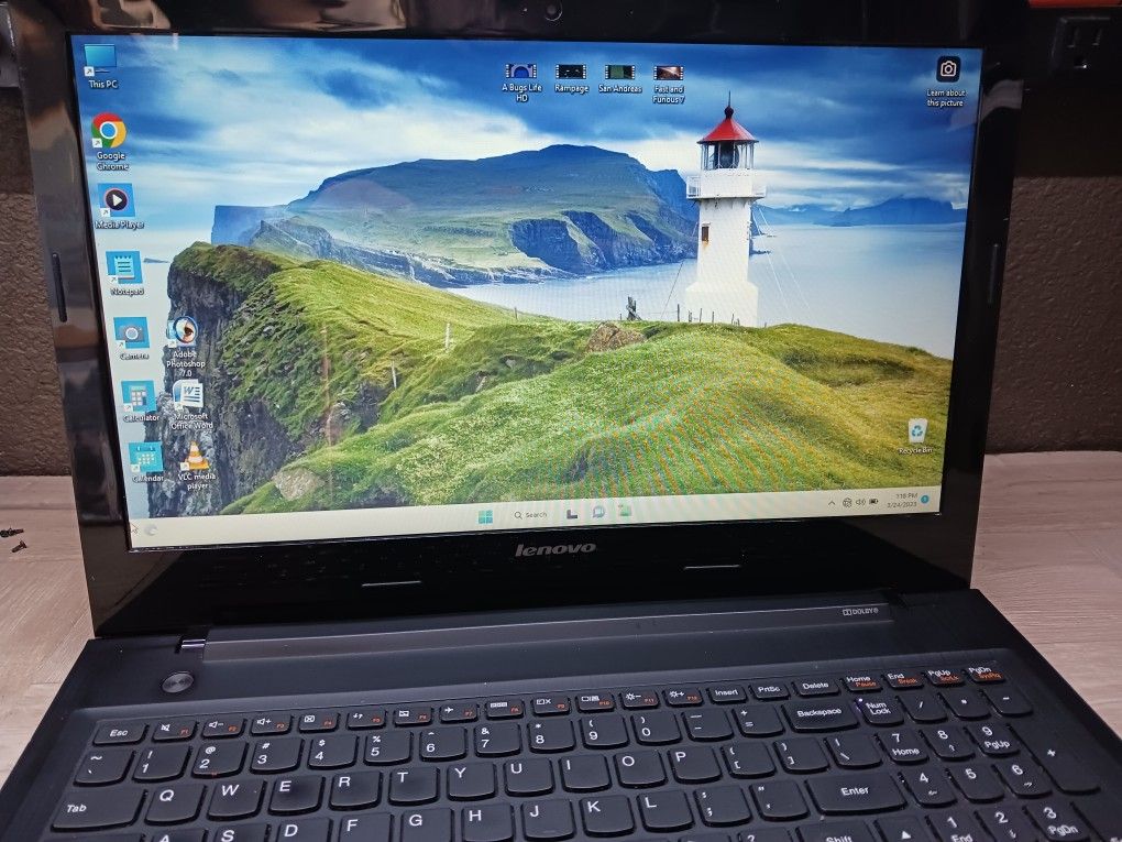 Lenovo G50 Laptop 15.6 Inch Windows 11, 8GB NICE!