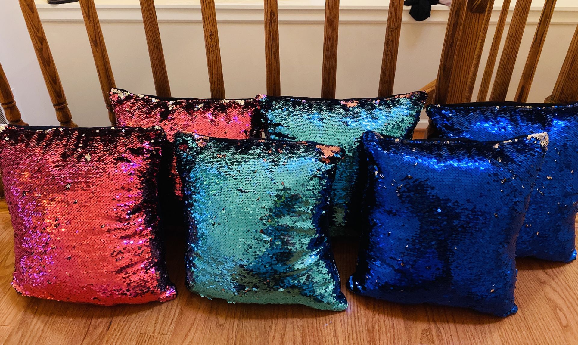 Reversible sequence throw pillow