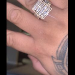 1.5 Ct Baguette Diamond Men’s Ring 