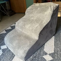 Niubya High Density Foam Dog Stairs, Grey, 3 steps, $25 