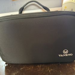 Brand New In Box vankyo Projector 