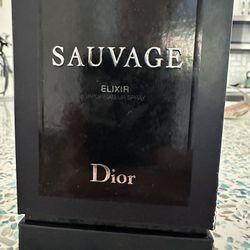 Dior Sauvage Elixir Cologne / Perfume 