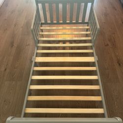 Toddler Bed 
